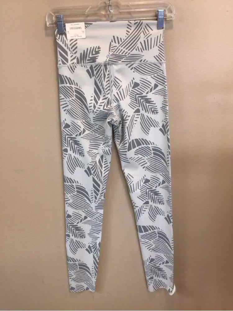 AERIE SIZE MEDIUM Ladies EXERCISE