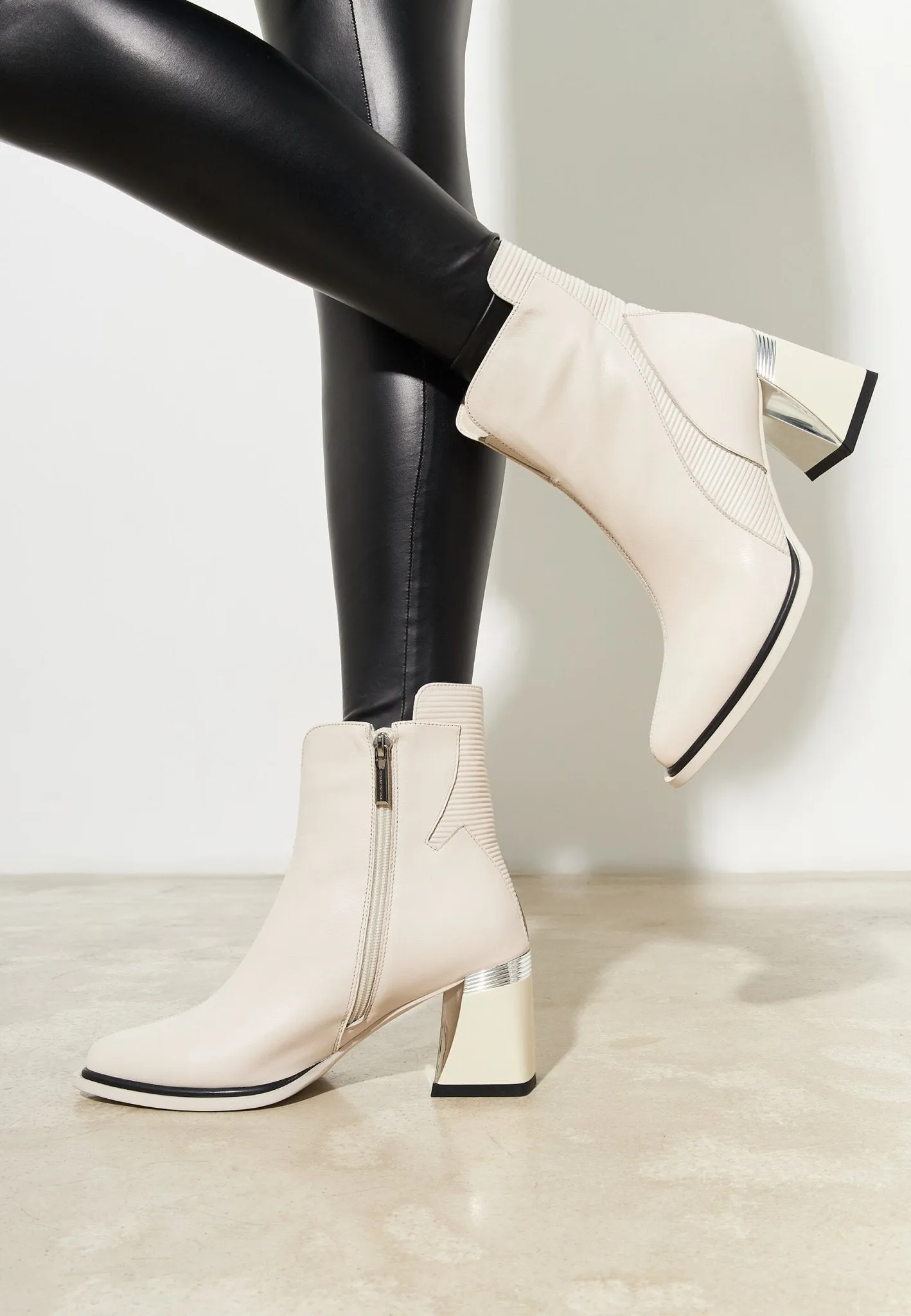 Block Heel Ankle Boots - Off white