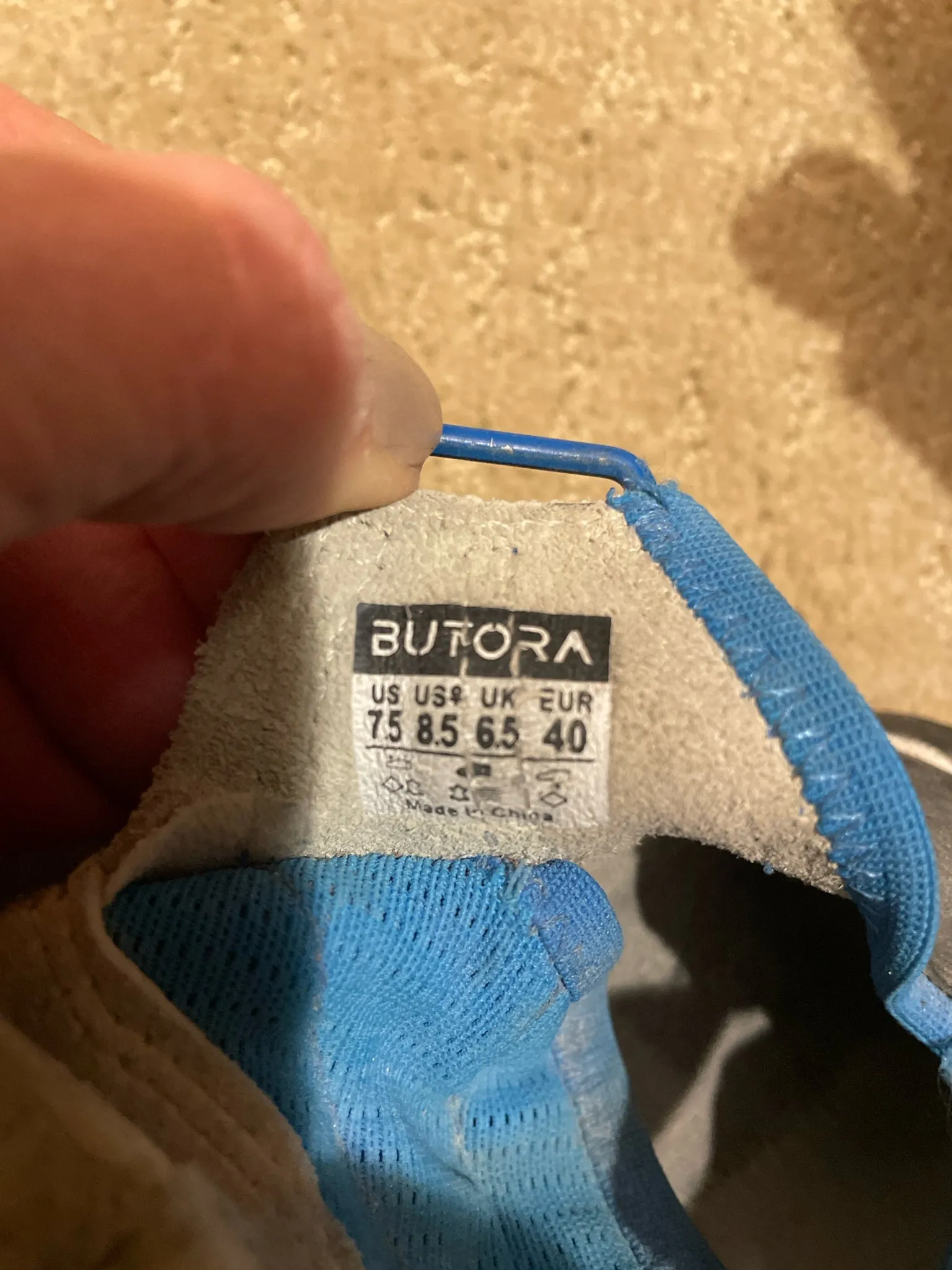 Butora Acro Tight Fit Climbing Shoes Men's 7.5 / Women's 8.5