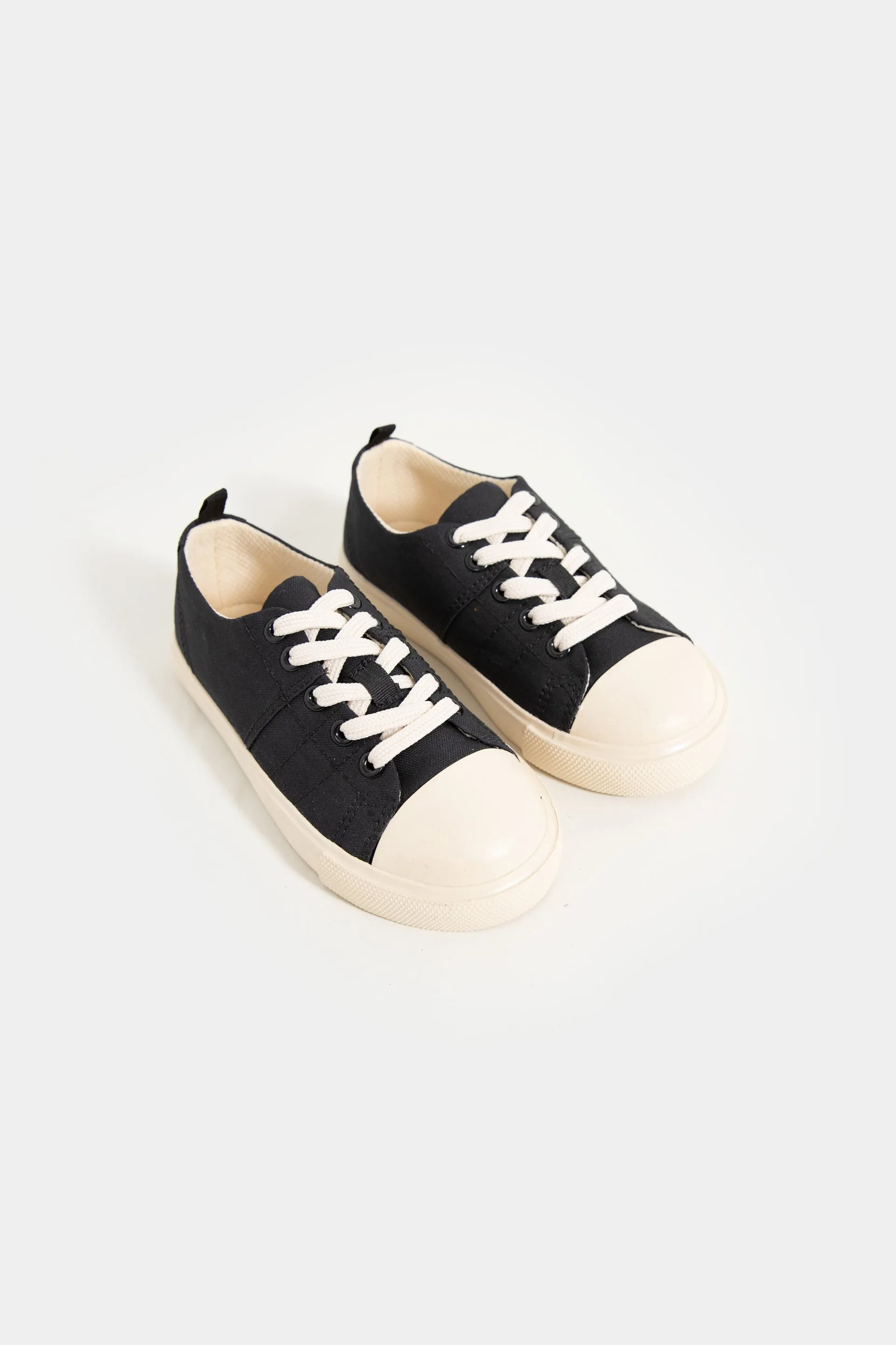 Canvas Low Cut Sneakers