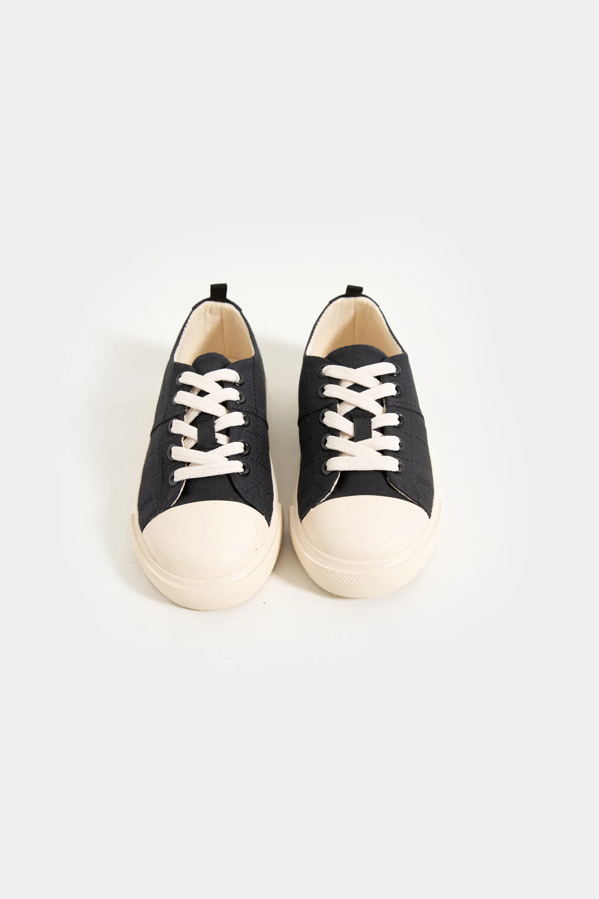 Canvas Low Cut Sneakers