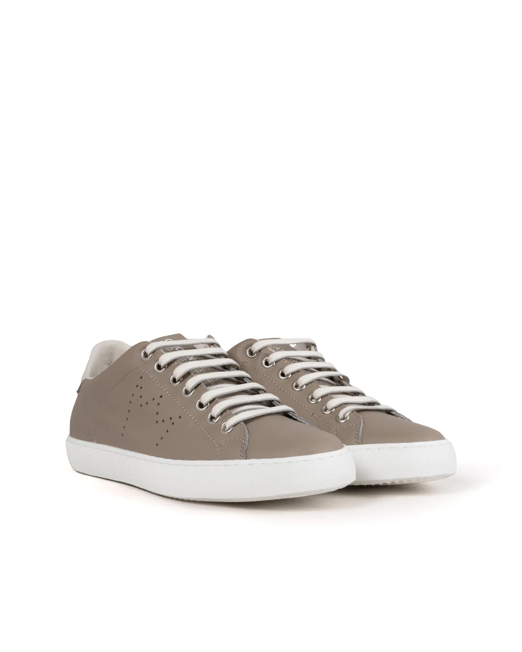 LEATHER CROWN | NAPPA LOW TOP SNEAKER