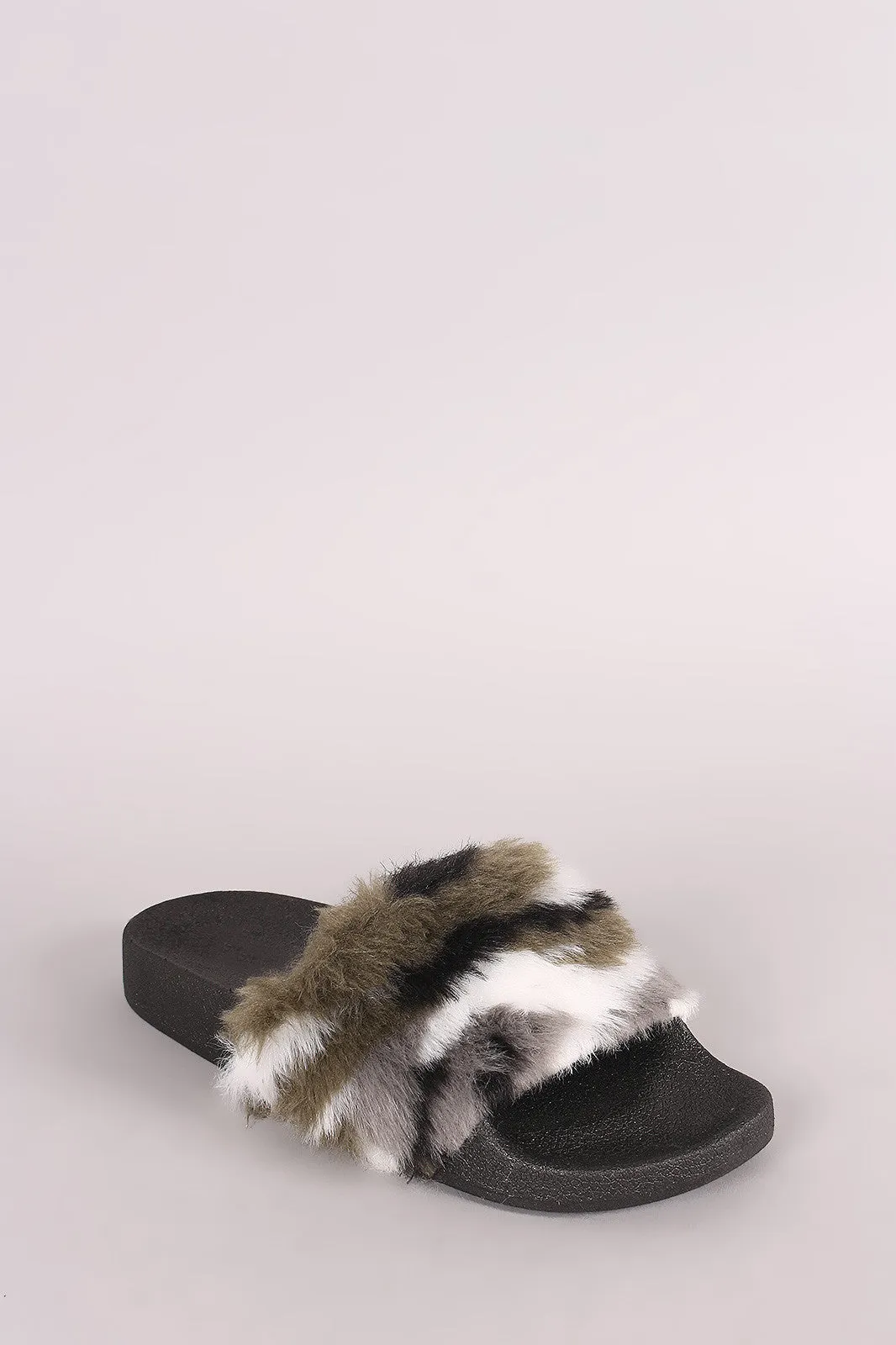 Qupid Camouflage Faux Fur Slide Sandal