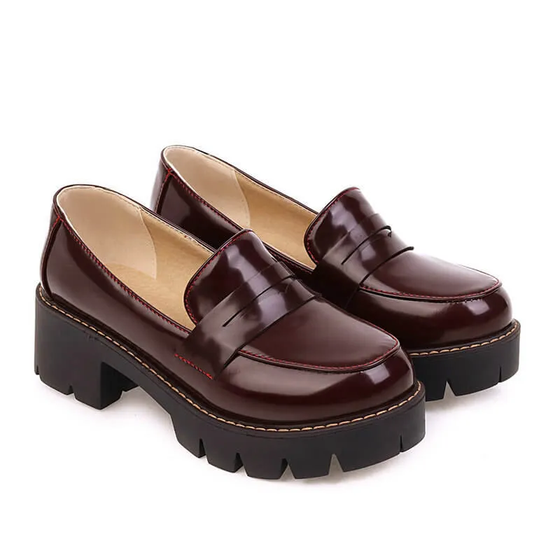 Uniwim Patent Leather Student Shoes SE21583