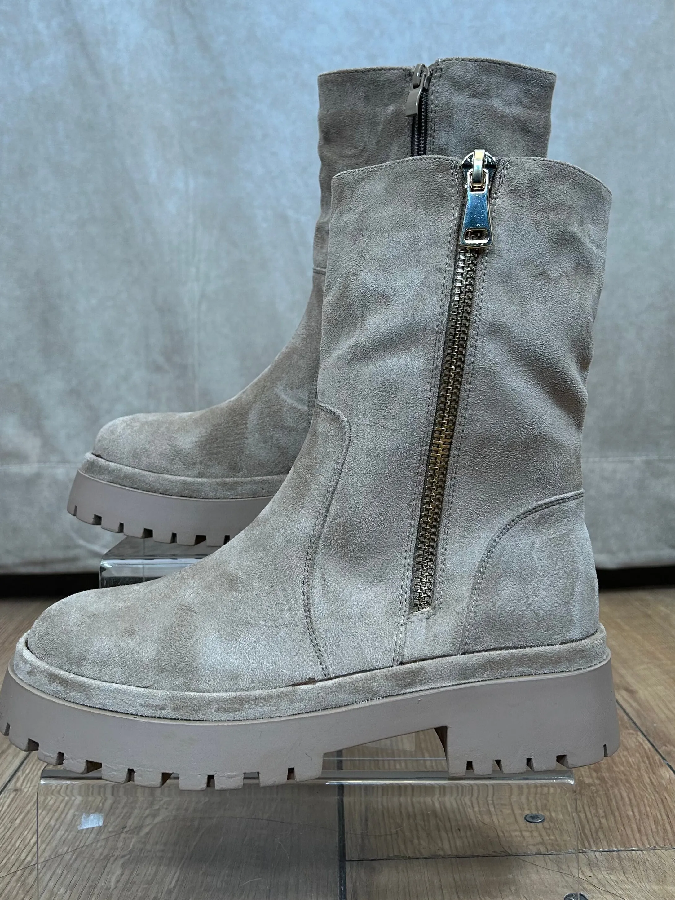 Zoe Zip Boots